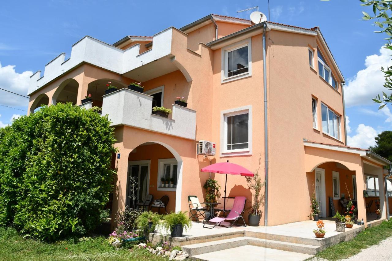 Apartmani Joja Biograd Na Moru Exterior photo