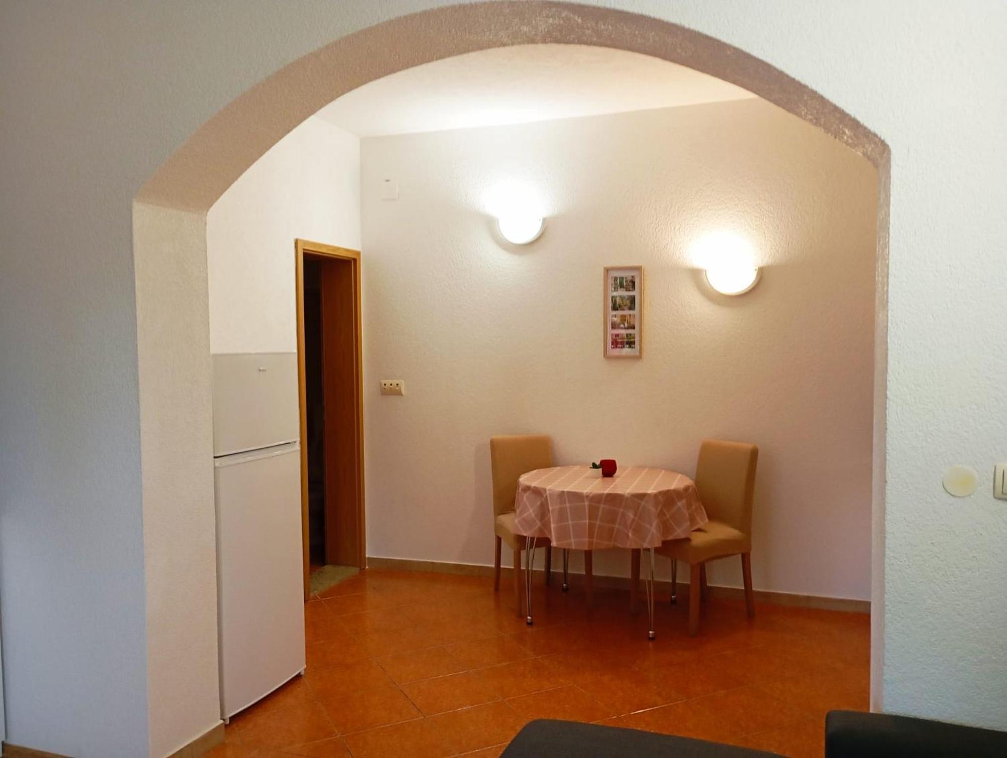 Apartmani Joja Biograd Na Moru Exterior photo